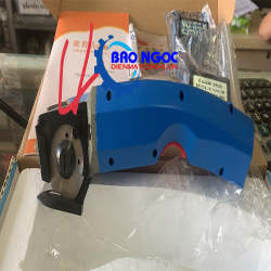 Máy cắt vải mini dùng pin